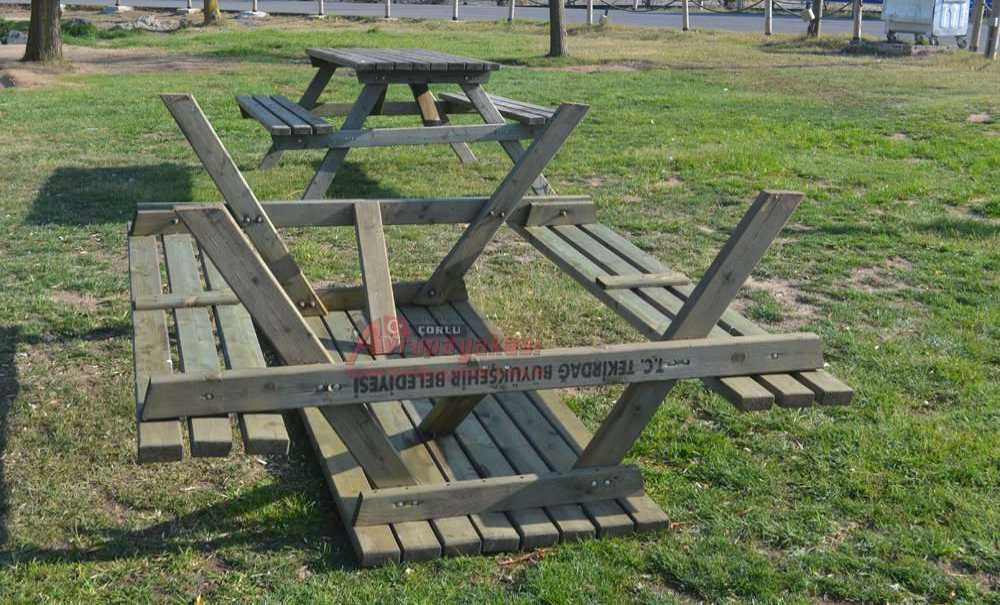 Vatandaşlar Gölbaşı Parkı'nın Bakımsızlığından Şikayetçi