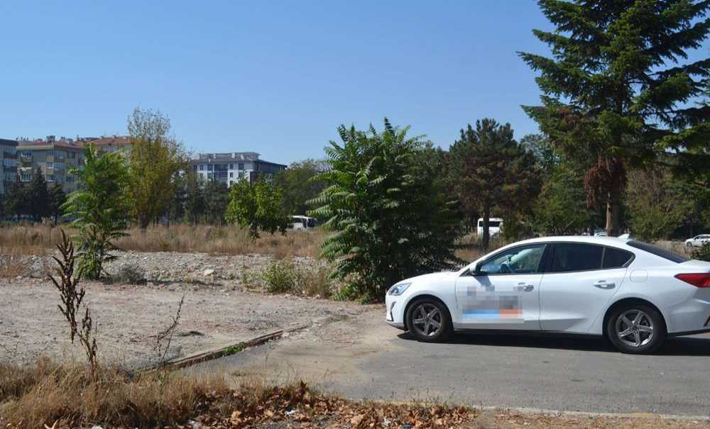 Millet Bahçesi Olacaktı Otopark Oldu