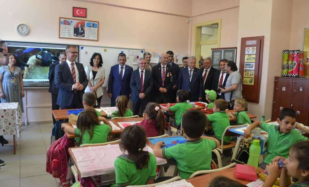 İlköğretim Haftası Renkli Görüntülere Sahne Oldu