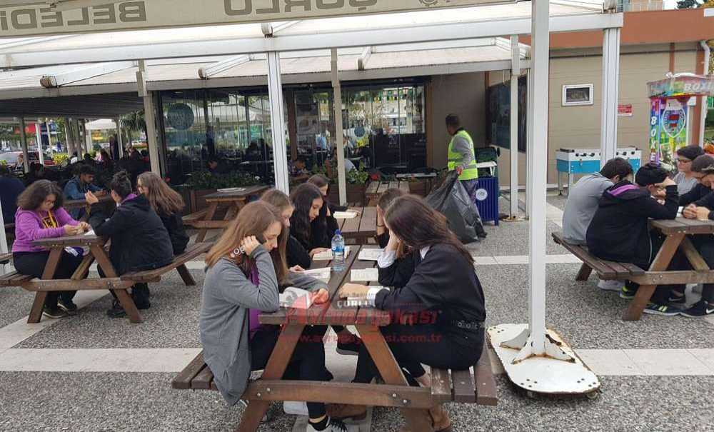 Okuma Farkındalığı Projesi “Kitap Benim” Büyüyor