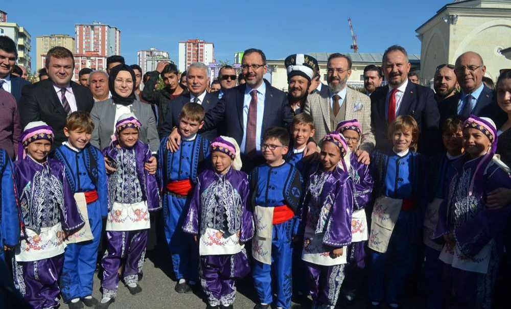 “Bu Tesis Gece Gündüz Gençlerimizin Hizmetinde Olacak”
