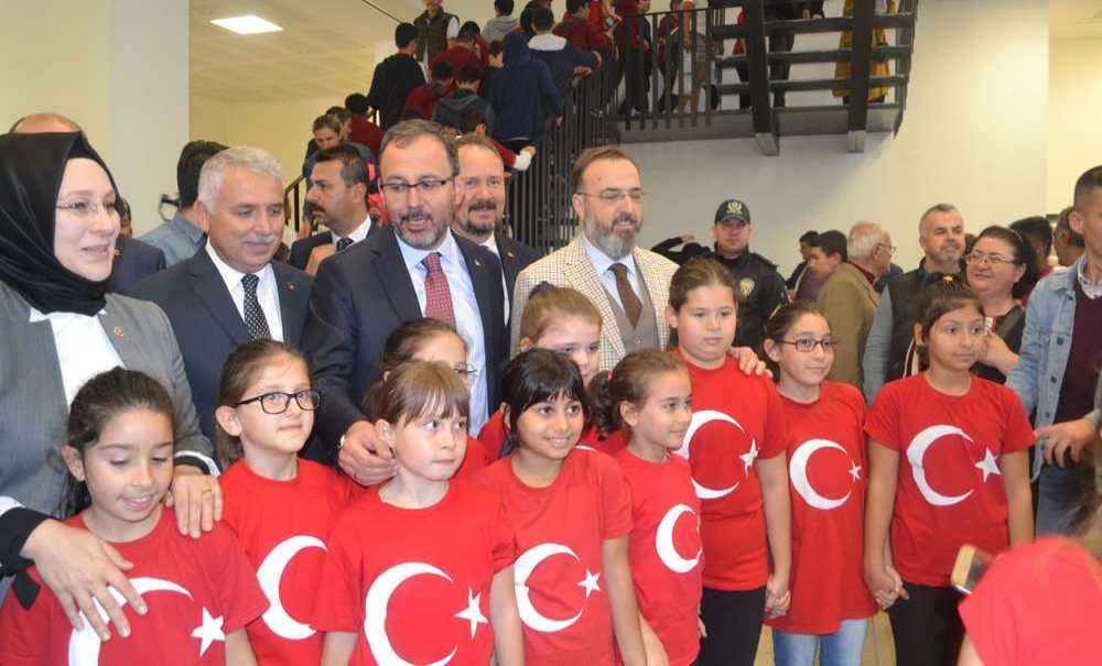 “Bu Tesis Gece Gündüz Gençlerimizin Hizmetinde Olacak”