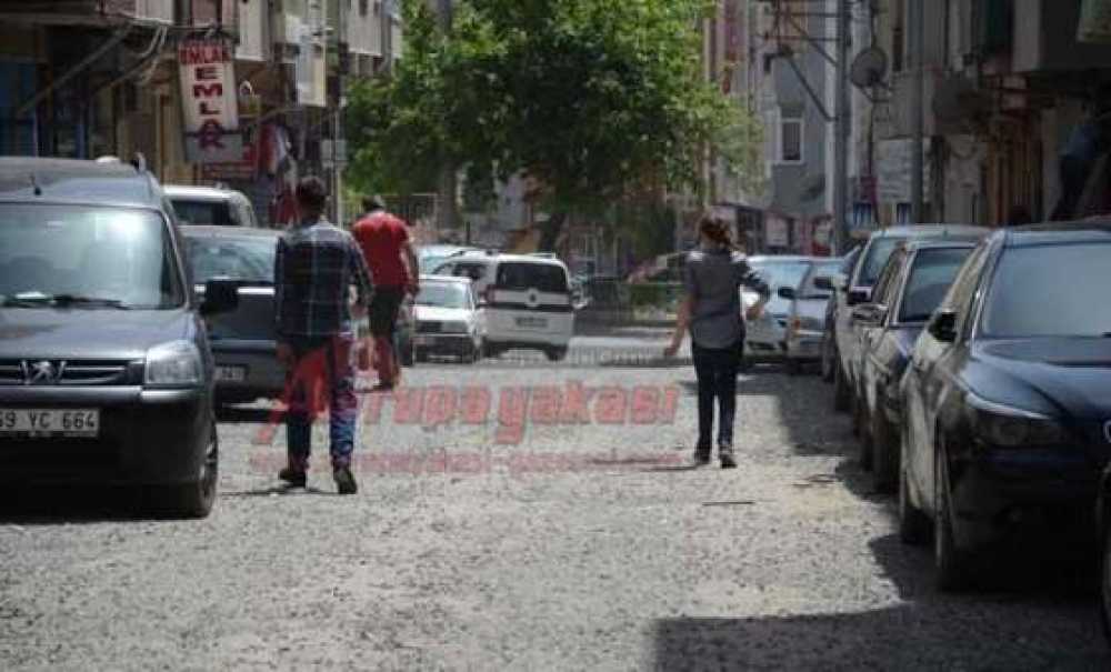 Vatandaşlar Asfalt İstiyor