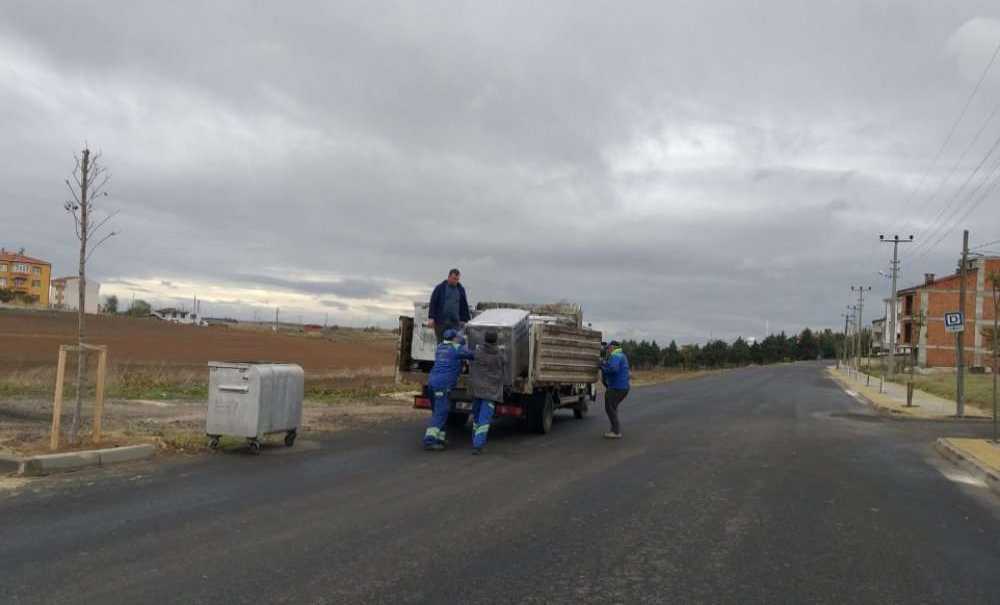 Orhan Kemal Caddesi'nde Temizlik Çalışması Yapıldı