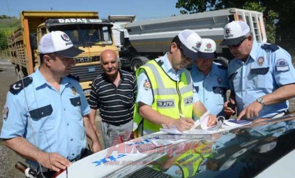Şehir İçi Ve Bölge Trafik Ekiplerinden Tonaj Uygulaması
