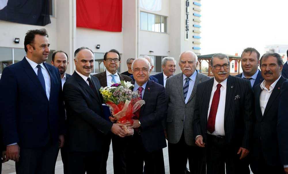 Cemil Çiçek, Trakya Üniversitesi İlahiyat Fakültesi'ni Ziyaret Etti