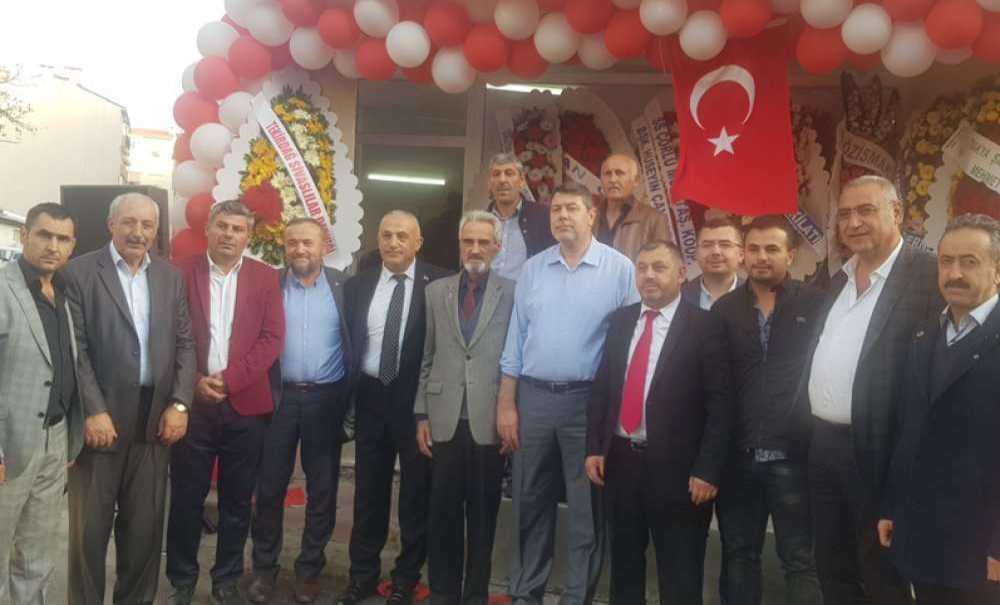 Saadet Partisi Sivaslılar Derneğini Ziyaret Etti