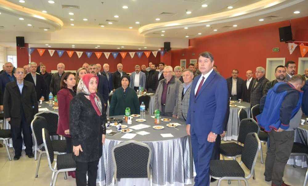 Ak Parti İstişare Toplantısı Yaptı