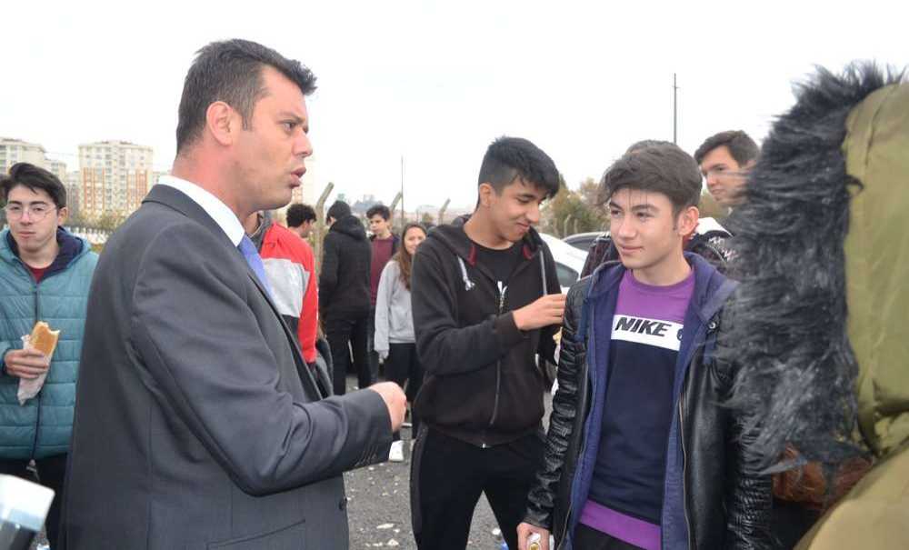 Korsan Dönercilere Başkan Sarıkurt Müdahale Etti