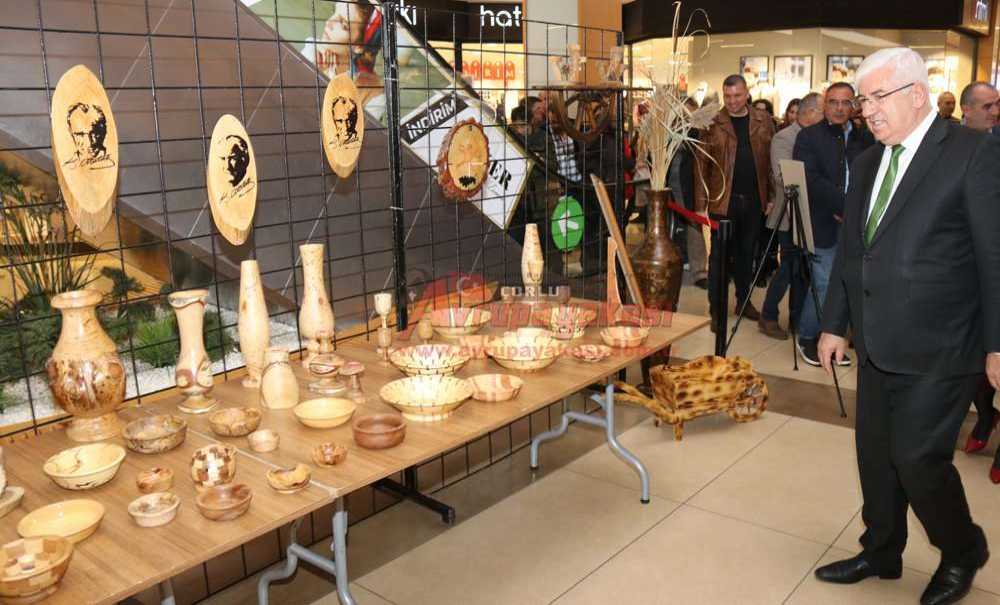 Başkan Yüksel Sergi Açılışına Katıldı