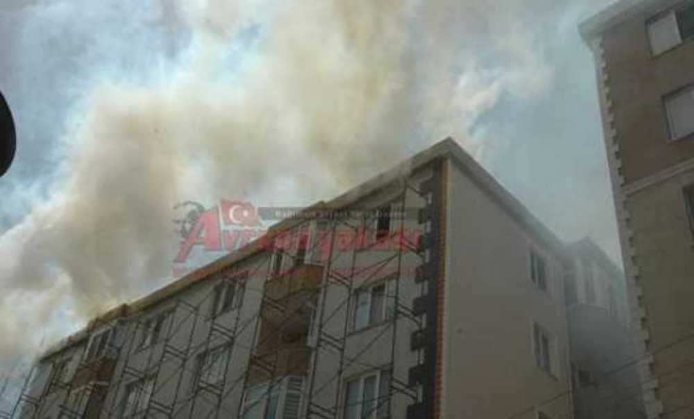 Çatı Yangını Korkuttu