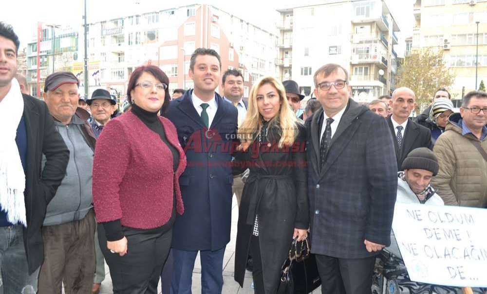 İki Ayrı Etkinlik Engelliler Gününe Yakışmadı