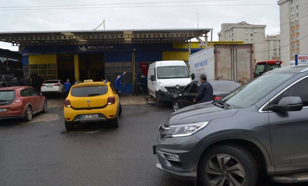Oto Lastikçilerinde Hummalı Çalışma Sürüyor