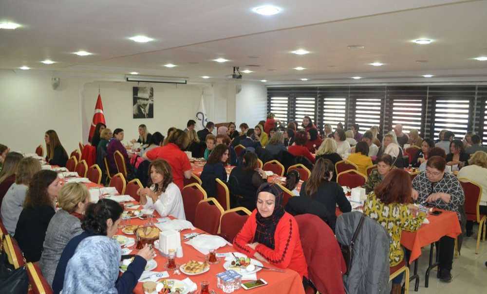 Kent Konseyi Kadın Meclisi Kahvaltı Düzenledi