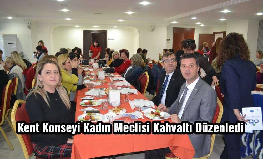 Kent Konseyi Kadın Meclisi Kahvaltı Düzenledi