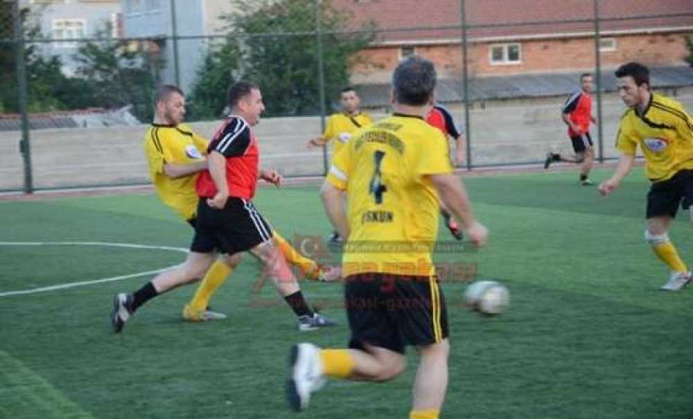 Bahar Turnuvasında Yarı Finalin Kazananları Jandarma Ve Emniyet Oldu