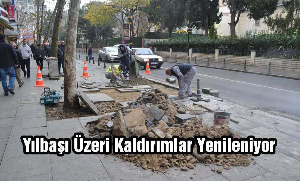 Yılbaşı Üzeri Kaldırımlar Yenileniyor