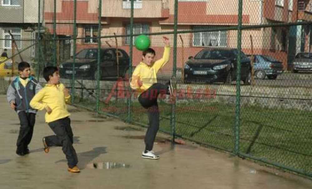 Semt Sahaları 3. Yılına Girdi