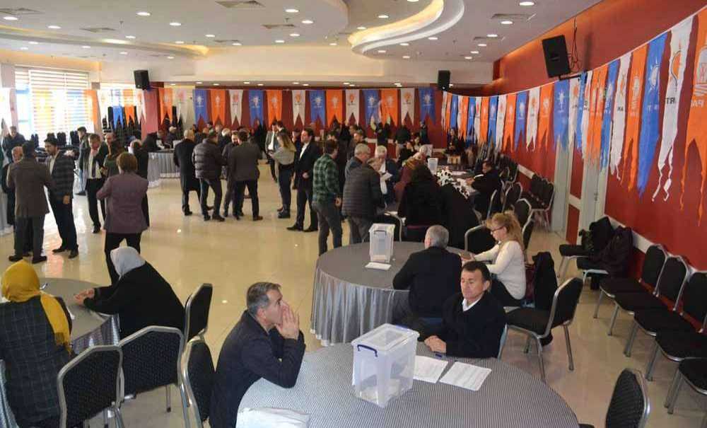 Ak Parti Delege Seçimi İçin Sandık Başına Gitti
