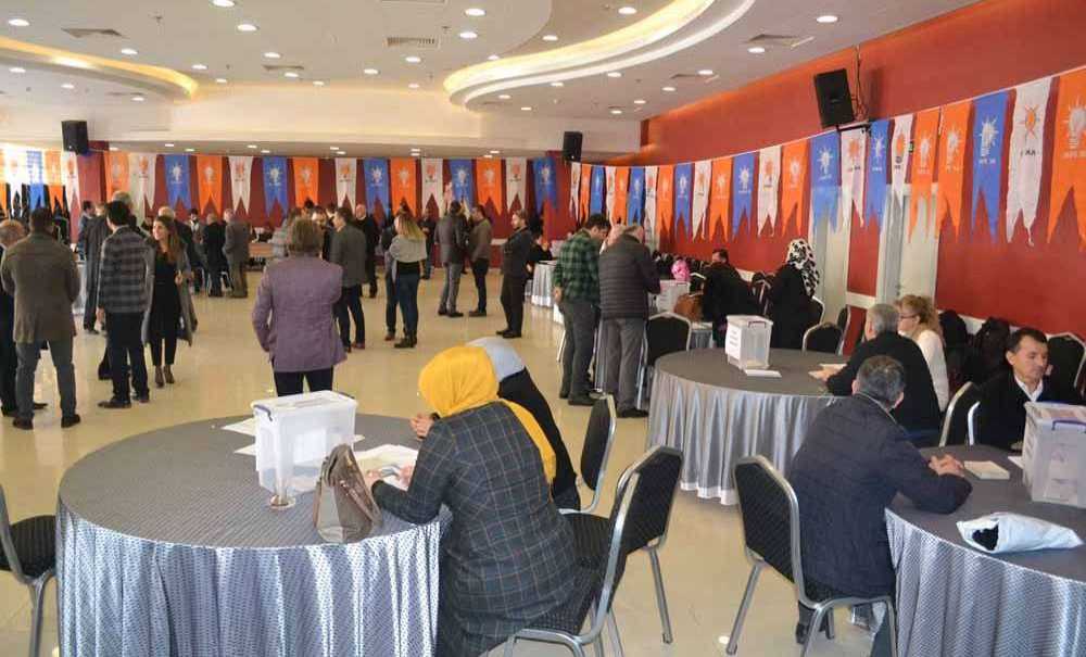 Ak Parti Delege Seçimi İçin Sandık Başına Gitti
