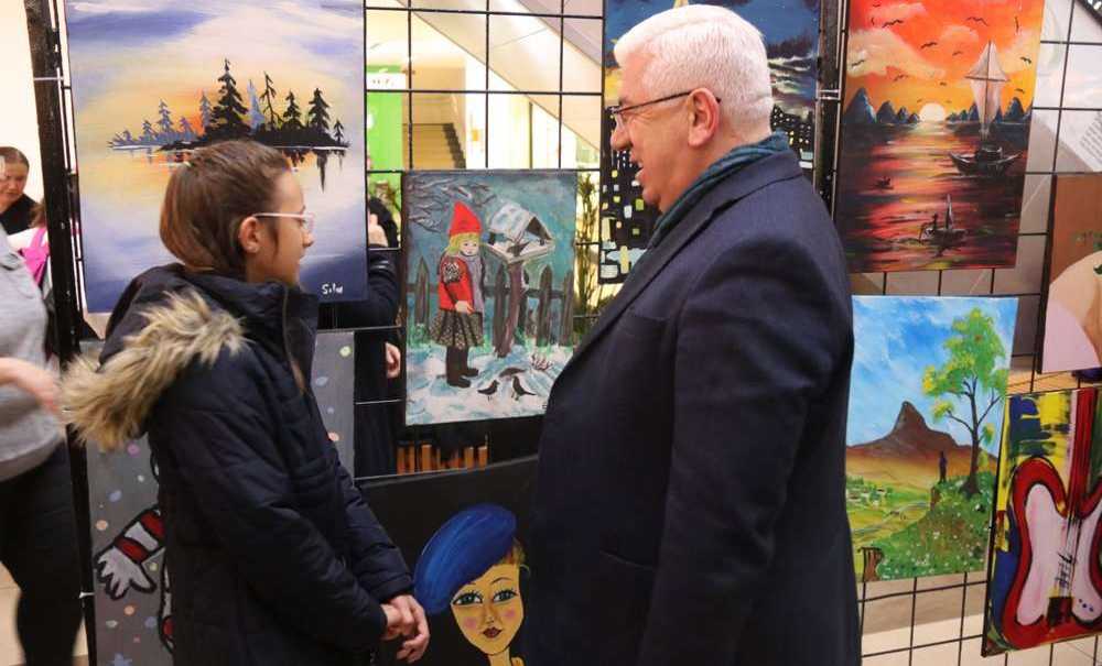 Başkan Yüksel Resim Sergisi Açılışına Katıldı