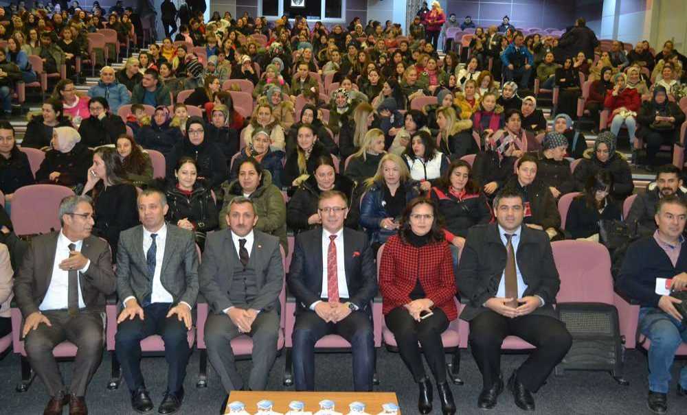 “Ailecek Okuldayız” Projesine Binlerce Veli Destek Verdi