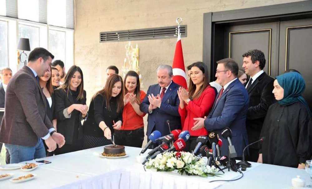 Tbmm Başkanı Mustafa Şentop, Gazetecileri Unutmadı