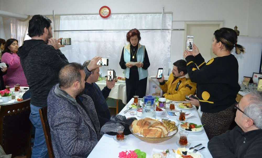 Yardım Sevenler Derneği Gazetecilerle Buluştu