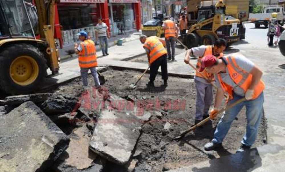 Yollara Asfalt Ve Yama