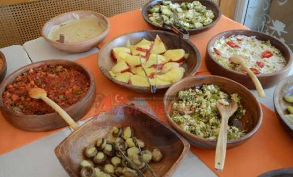 Yerciler Et Ve Mangalda Brunch Keyfi