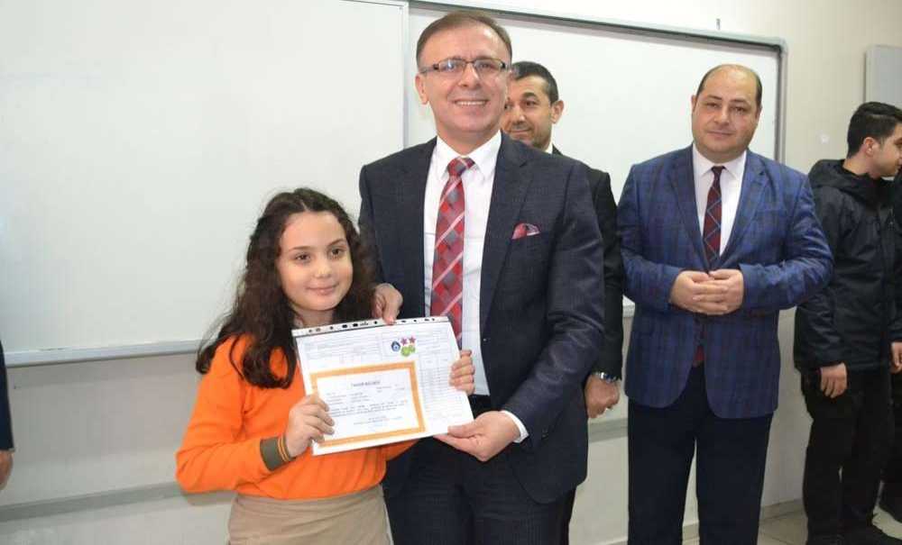 Çorlu'da 51 Bin Öğrenci Yarıyıl Karnesi Aldı