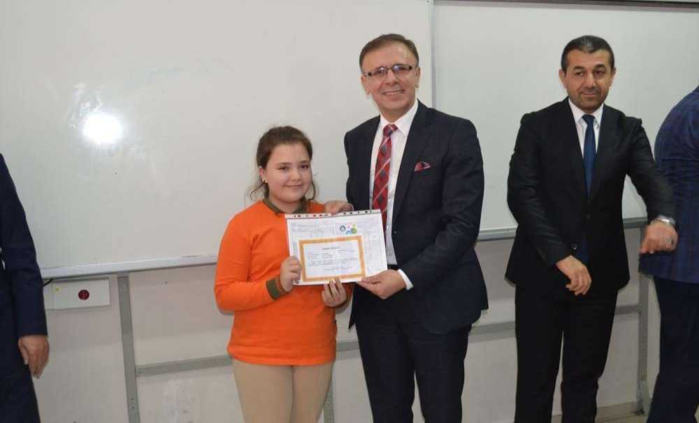 Çorlu'da 51 Bin Öğrenci Yarıyıl Karnesi Aldı