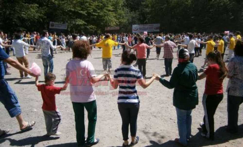 Göçmenler Rumeli Balkan Federasyonu'nun Pikniğinde Buluştu