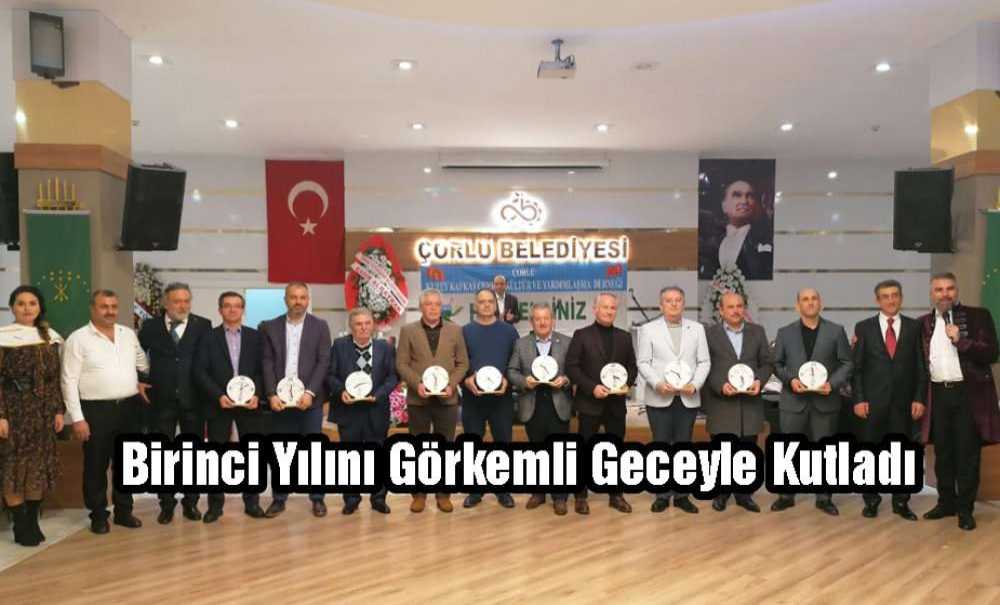 Birinci Yılını Görkemli Geceyle Kutladı
