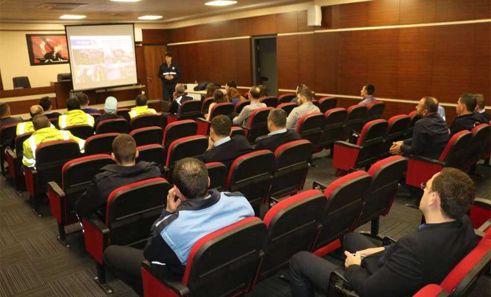 Belediye Personeline İtfaiye Eğitimi