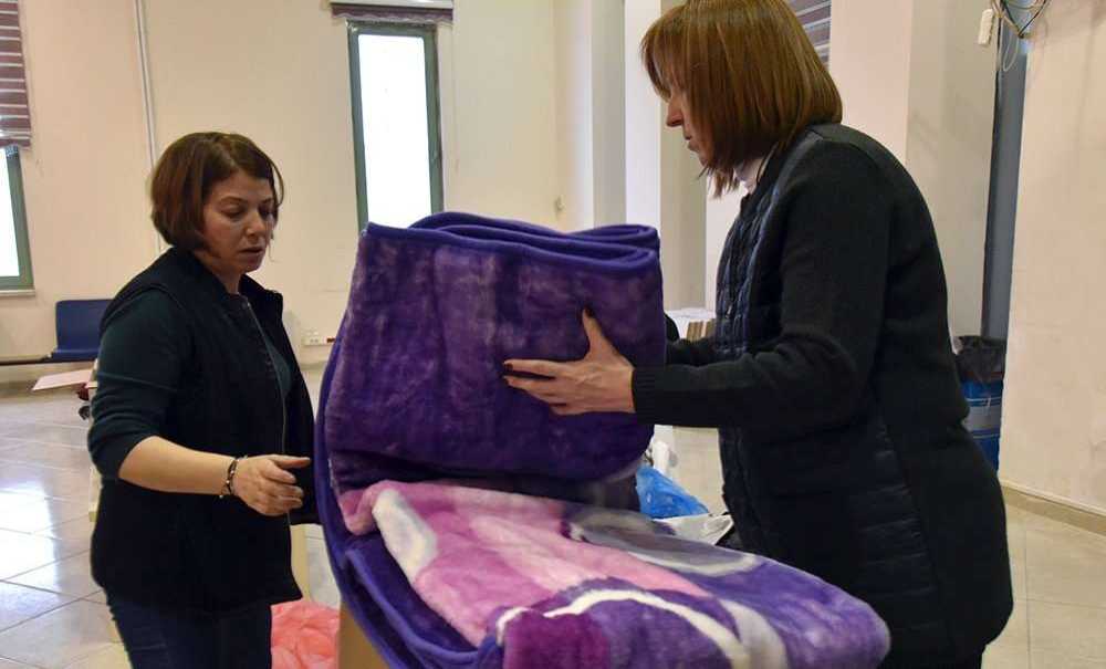 Çorlu Halkı Depremzedeler İçin Seferber Oldu