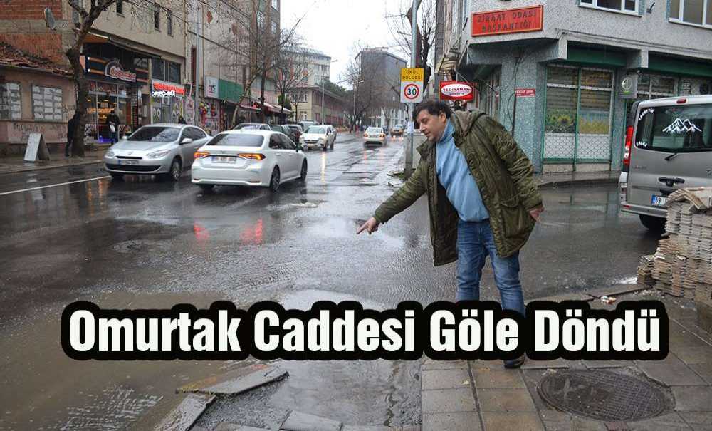 Omurtak Caddesi Göle Döndü