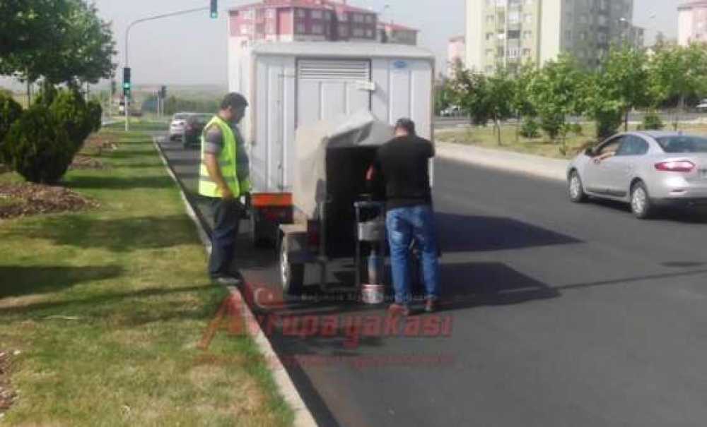 Serilen Asfalt Kontrol Ediliyor