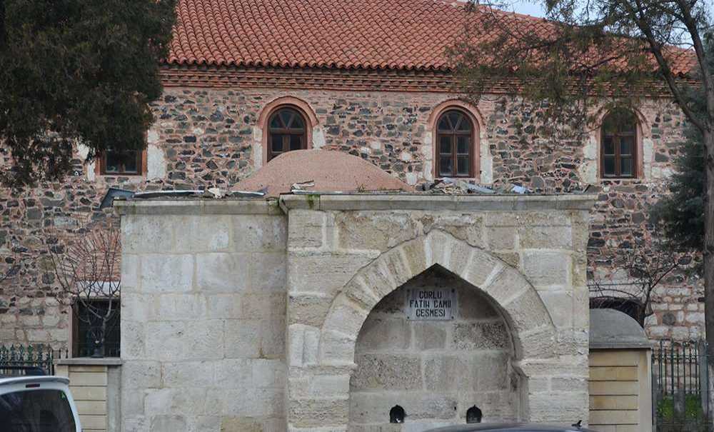 “Tamirat Bakım İşleri Vakıflar Genel Müdürlüğü'ne Ait”