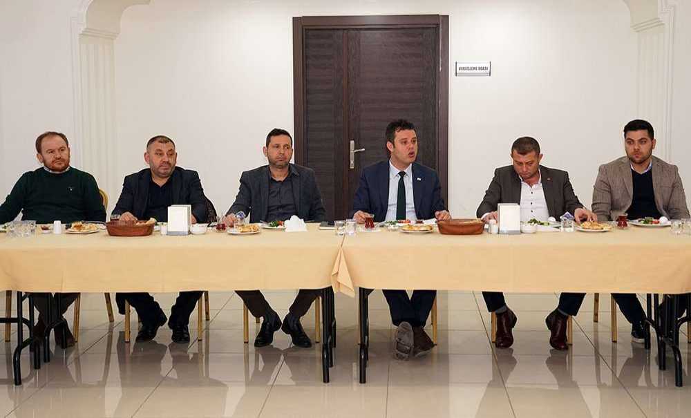 Başkan Sarıkurt Hemşehri Dernekleri İle Toplandı