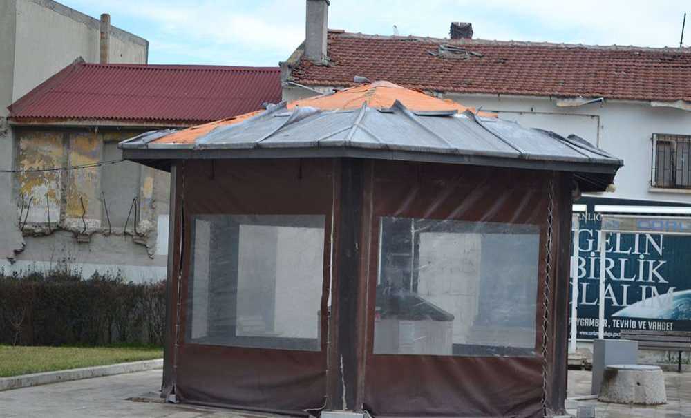Tarihi Fatih Camii'ne Sahip Çıkamadık