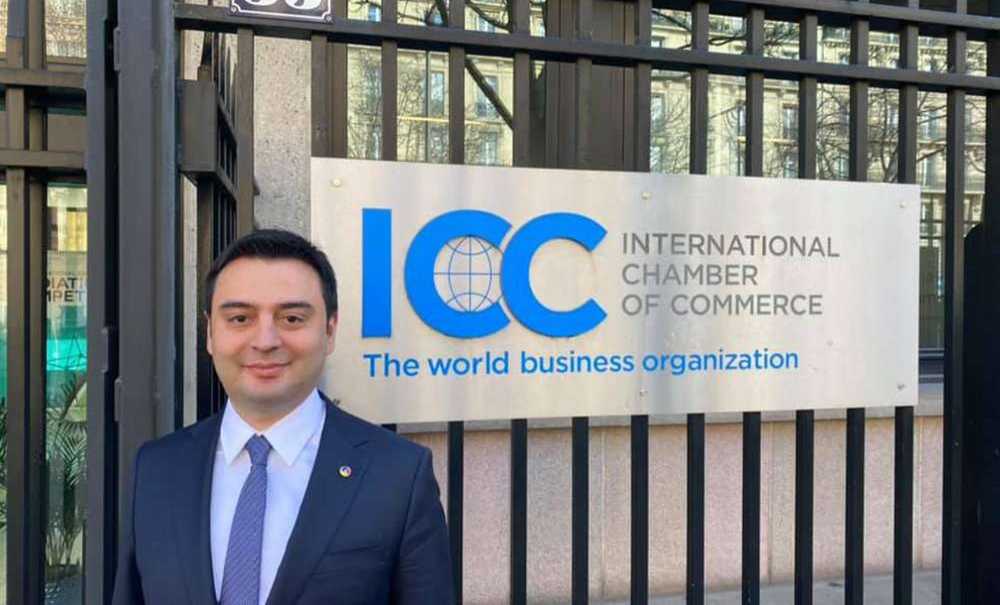 İzzet Volkan İlk Toplantı İçin Paris'te