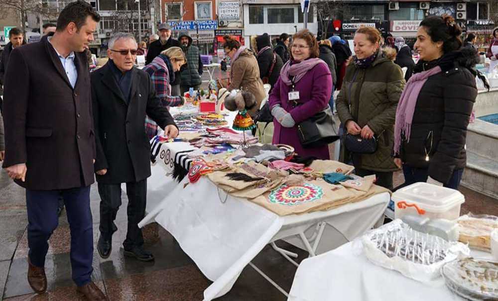 Özel Günde Hanımeli Kermesi Düzenlendi
