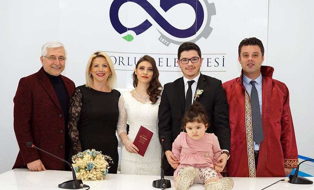 Sarıkurt, Dünya İçin Sevgi Ve Barış Diledi