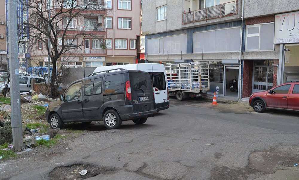 Molozları Kaldırmak İçin Neyi Bekliyorsunuz?