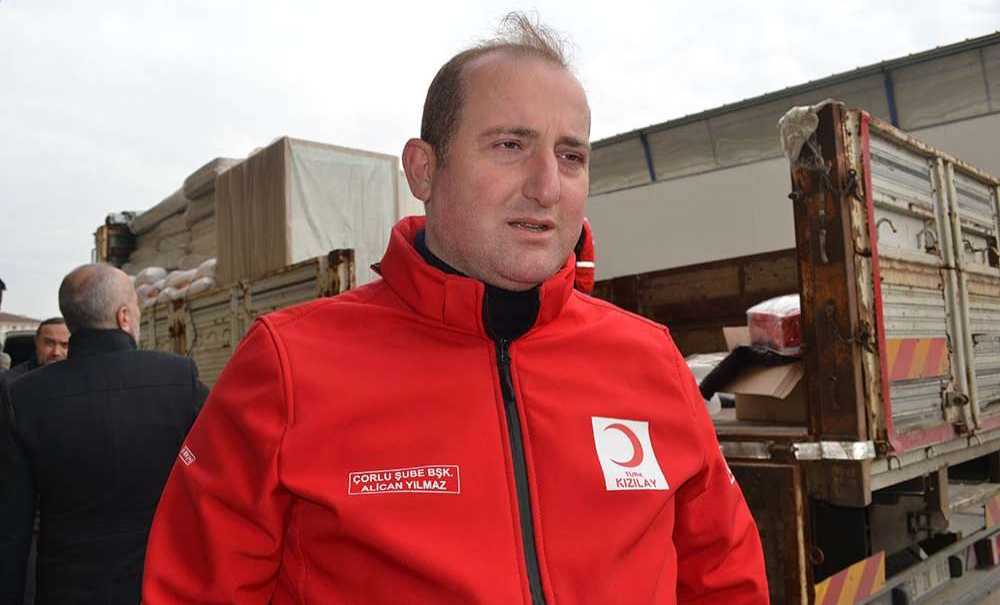 Türk Kızılay'ı Çorlu Şubesi Elazığ'a Yardım Kamyonu Gönderdi