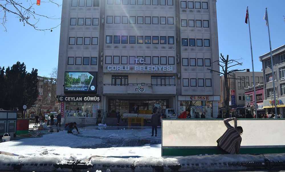 Çorlu'da Buz Pisti Eğlencesi Sona Erdi