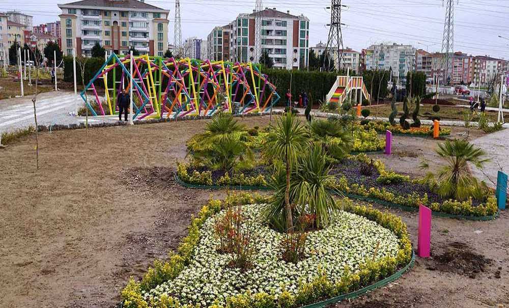 Nefes Park'ta Damla Sulama Sistemi Kullanılacak