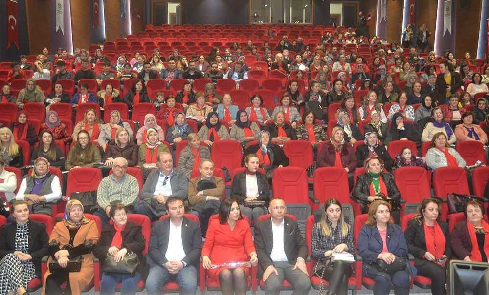 Ergene'de Kadına Şiddete Dur Diyelim Konferansı Düzenlendi
