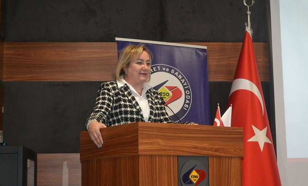 “Kadın Hareketi 2000'li Yıllara Kadar Yerel Bazda İlerliyordu”